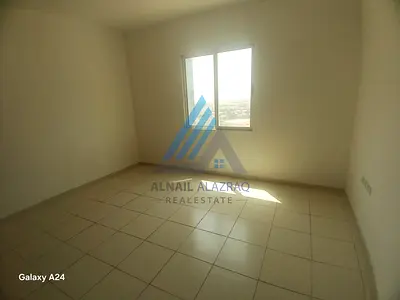 One-bedroom apartment with living room, bathroom, and kitchen (co-op)