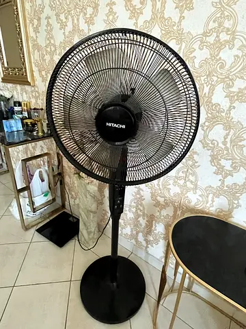 Standing fan