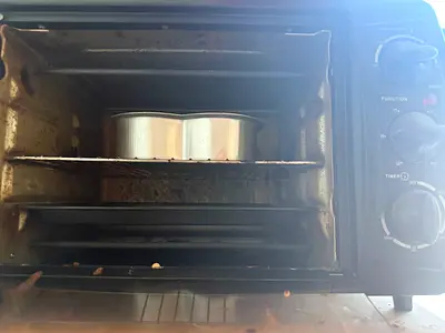 OTG Used countertop toaster oven, working condition griller available for sale in Bur dubai Rolla st