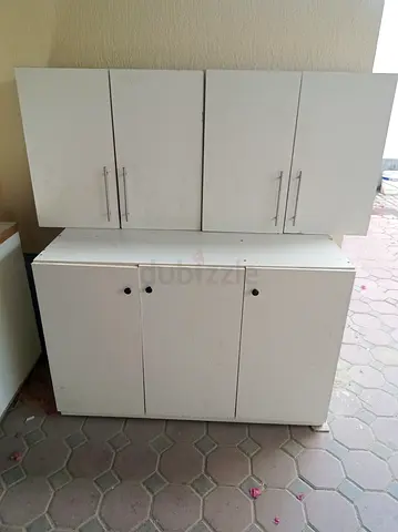 White Kitchen/Storage Cabinets - 6 Door Set,very good condition
