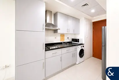 Studio Apartment | Low Floor | Furnished