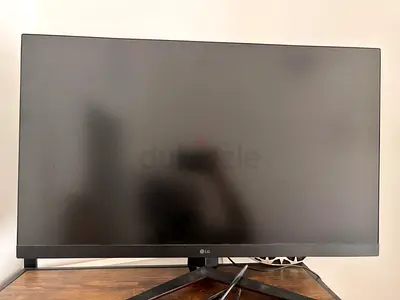 LG 31.5-inch QHD 144hz Gaming Monitor - less used . Like new.