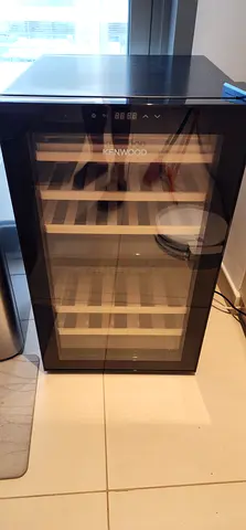 Small freestanding wine cooler / beverage fridge - good condition