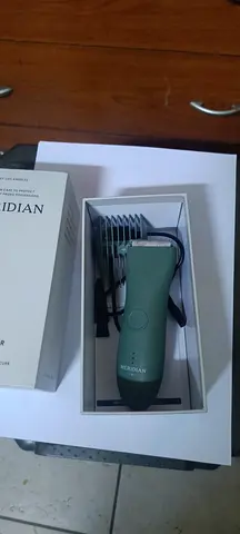 Trimmer brand new