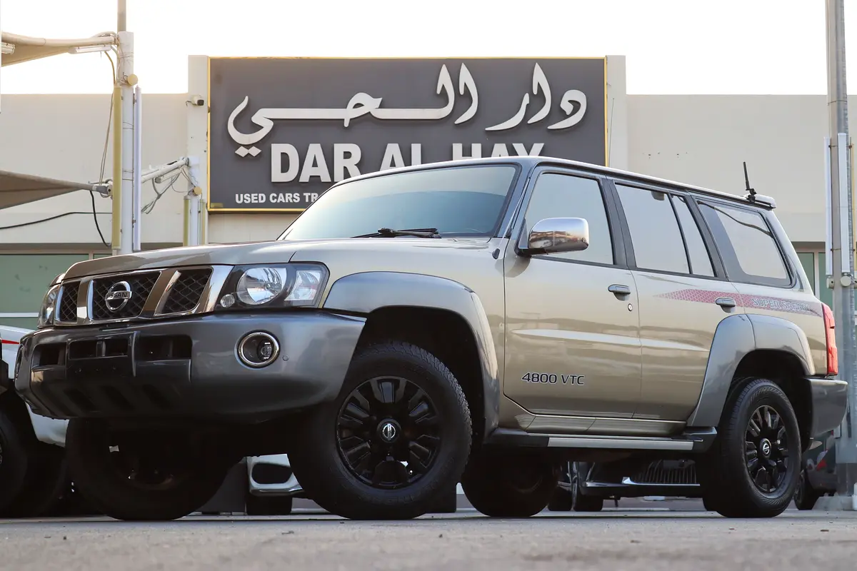 Nissan Patrol Safari 2018 — photo 1 of 20