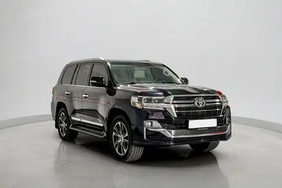 2020 Toyota Land Cruiser GXR Grand Touring 4.0L | GCC Specifications