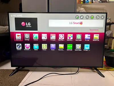 43inch Smart LED TV - Good Working Condition