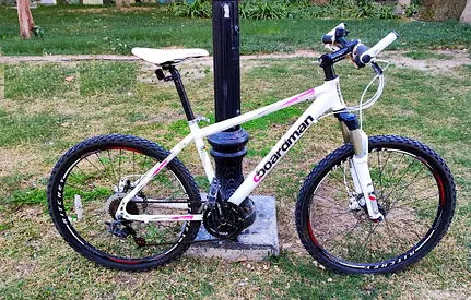 Boardman Fi MTB Comp - SRAM X7 Groupset - X-O Shifters - Hydraulic brakes. Medium Frame.