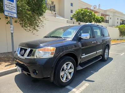 Well Maintained 2013 Nissan Armada LE - GCC Specs
