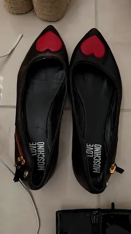Moschino flats- size 39