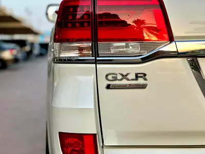 صورة 7 لـ 2021 Toyota LAND CRUISER