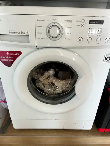 LG Front Load Washing Machine 7kg - Good Working Condition