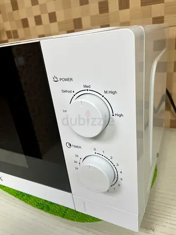 Compact white countertop microwave - used, good condition