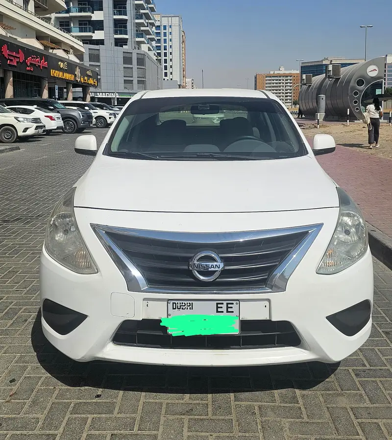 Nissan Sunny 2021 — photo 1 of 9