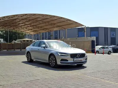 AED 1292/month | 2022 Volvo S90 B5 | GCC Specs | Ref#479268