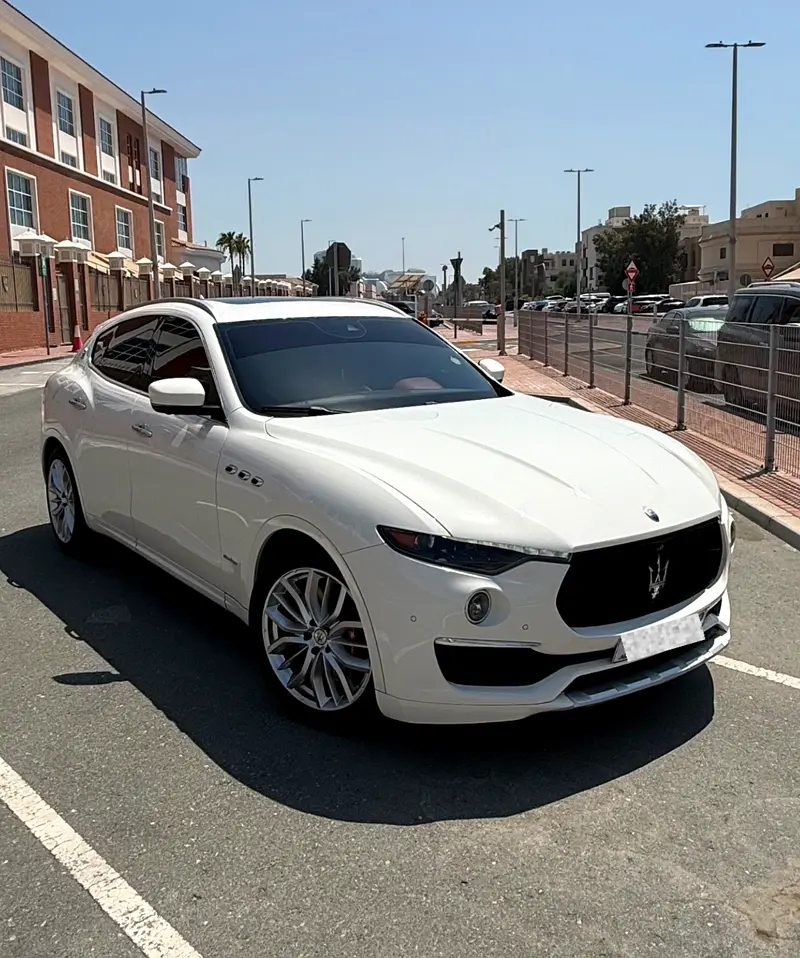 Maserati Levante 2021 — photo 1 of 12
