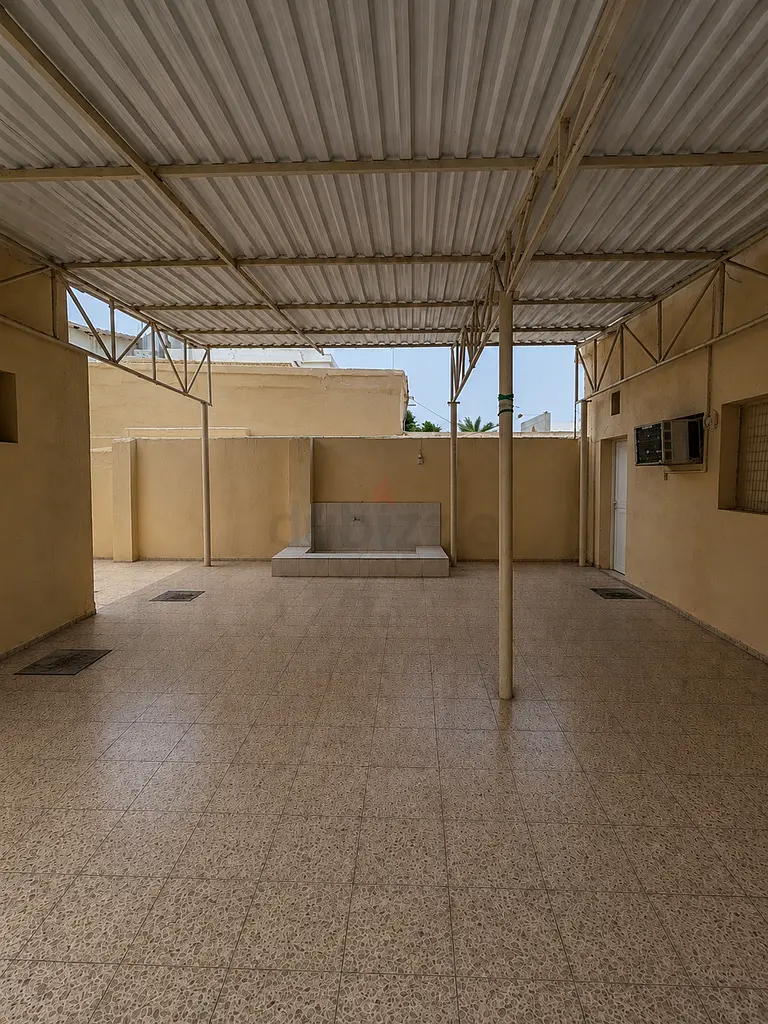 Spacious 4-Bedroom Family Villa for Rent  A well-maintained and spacious family villa in a convenien