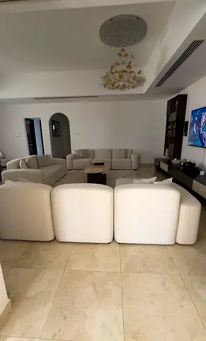 Beige Modular Curved Sofa Set - 6 Seater, Good Condition
