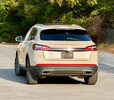 2023 Lincoln NAUTILUS — миниатюра 18