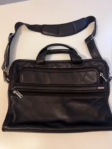 Tumi original women’s classic dark brown leather laptop bag - excellent condition