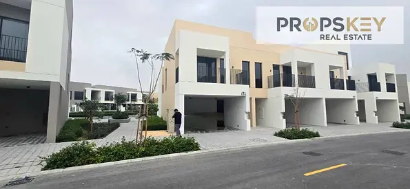FOR SERIOUS BUYERS ONLY || EXCLUSIVE DEAL || BEST-PRICED CORNER VILLA || BACKING POOL || SINGLE ROW