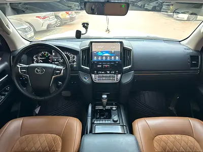 صورة 12 لـ 2021 Toyota LAND CRUISER