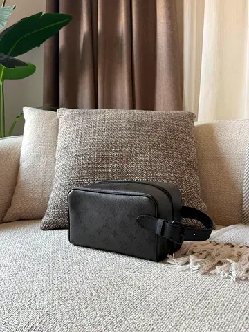 Louis Vuitton Pouch