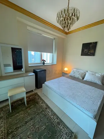 Standard Room with Private Balcony for Rent – Marina Towers, Dubai Marina