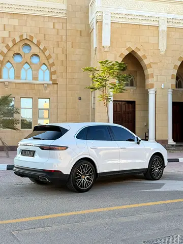 2018 Porsche CAYENNE 照片 4