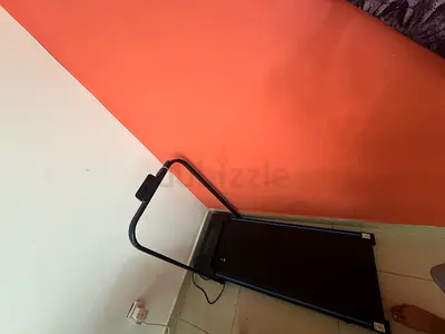 Compact foldable treadmill - light home use