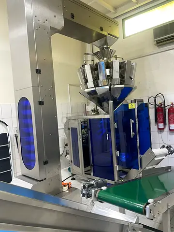 Foodstuff processing factory for sale in Ajman (potato chips, nuts, popcorn, cold storage, chiller)