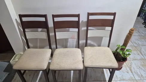Dining table chair