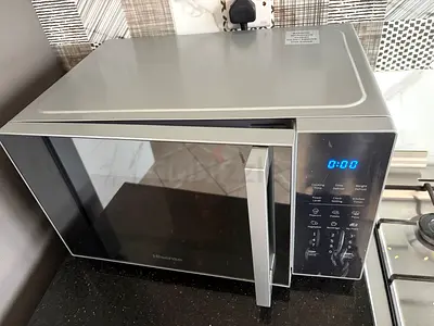 Hisense Microwave