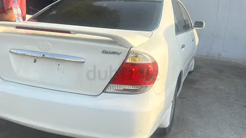 Toyota Camry GLI 2005 GCC Specs -4 cylinder