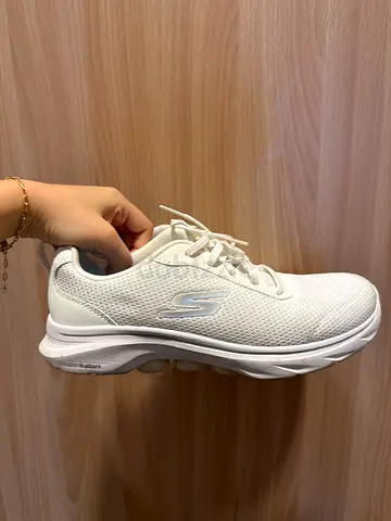 White Skechers sneakers - size 36-37 EUR, 6 US