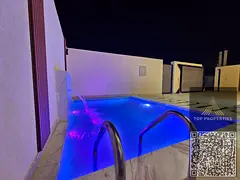With a swimming pool, registration fees included, super deluxe finishing, two floors and a roof