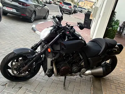Yamaha VMAX 1700 – Hyper Muscle Cruiser