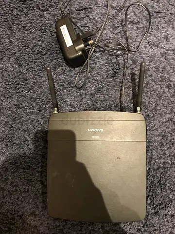 Router Linksys EA6100