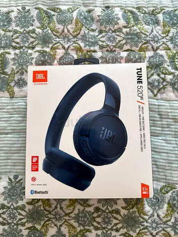 JBL Tune 520BT Wireless Headphones - Brand New in Box