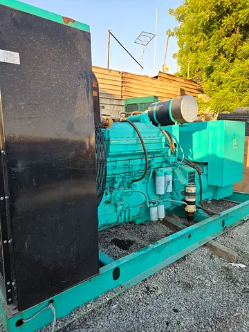 Diesel generator Cummins KTA19 550Kw