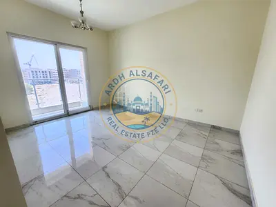 Spacious 1bhk just 40k with Municipality balcony open view Sarab Aljada