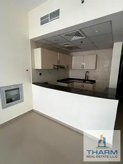 UNFURNISHED SOPHISTICATED ONE BEDROOM APARTMENT