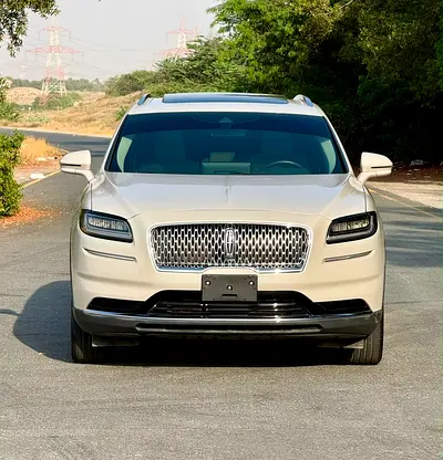 2023 Lincoln NAUTILUS 照片 3