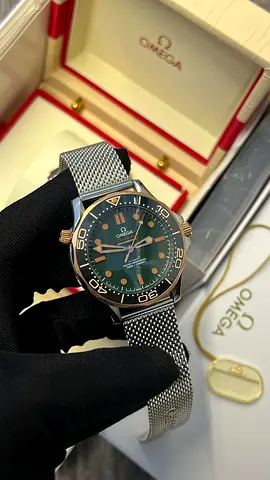 Omega Seamaster Diver 300M Co‑Axial Steel 42mm Green Dial Mesh Bracelet