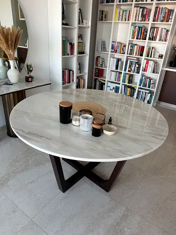 2XL Round marble-top dining table, 1.36m diameter with wooden X-base - excellent condition