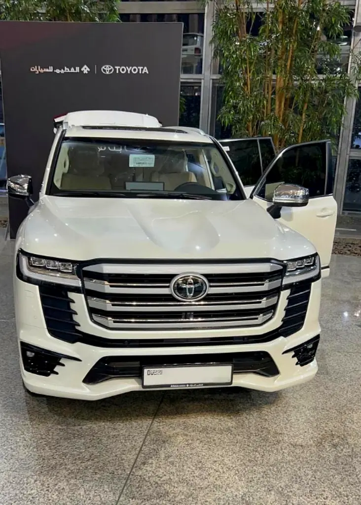 Toyota Land Cruiser 2025 — photo 1 of 18