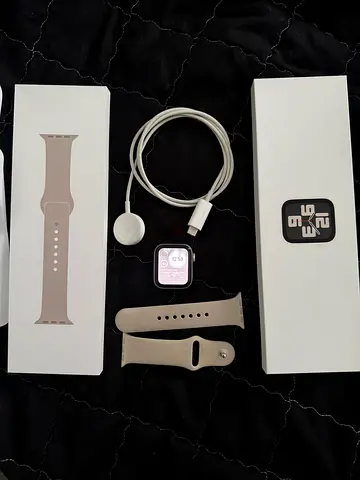 Apple Watch SE (2nd Gen) 40mm GPS + Cellular – Mint Condition – 100% Battery
