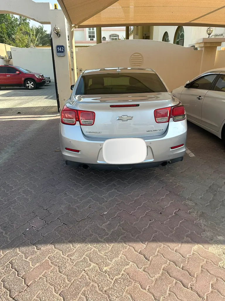 Chevrolet Malibu 2013 — photo 1 of 6