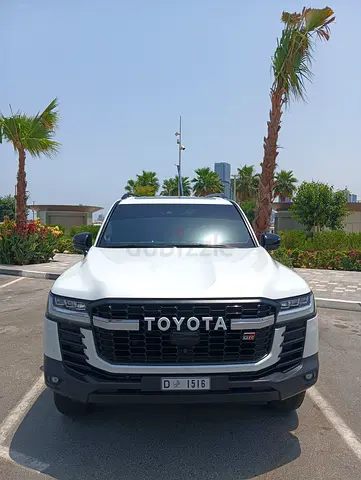 Toyota Land Cruiser GR Sport 2023 - Pristine Japanese Spec - Twin Turbo V6