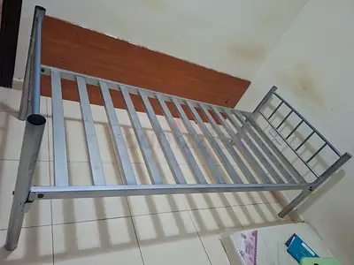 Single Bed for Sale (2 Pcs)